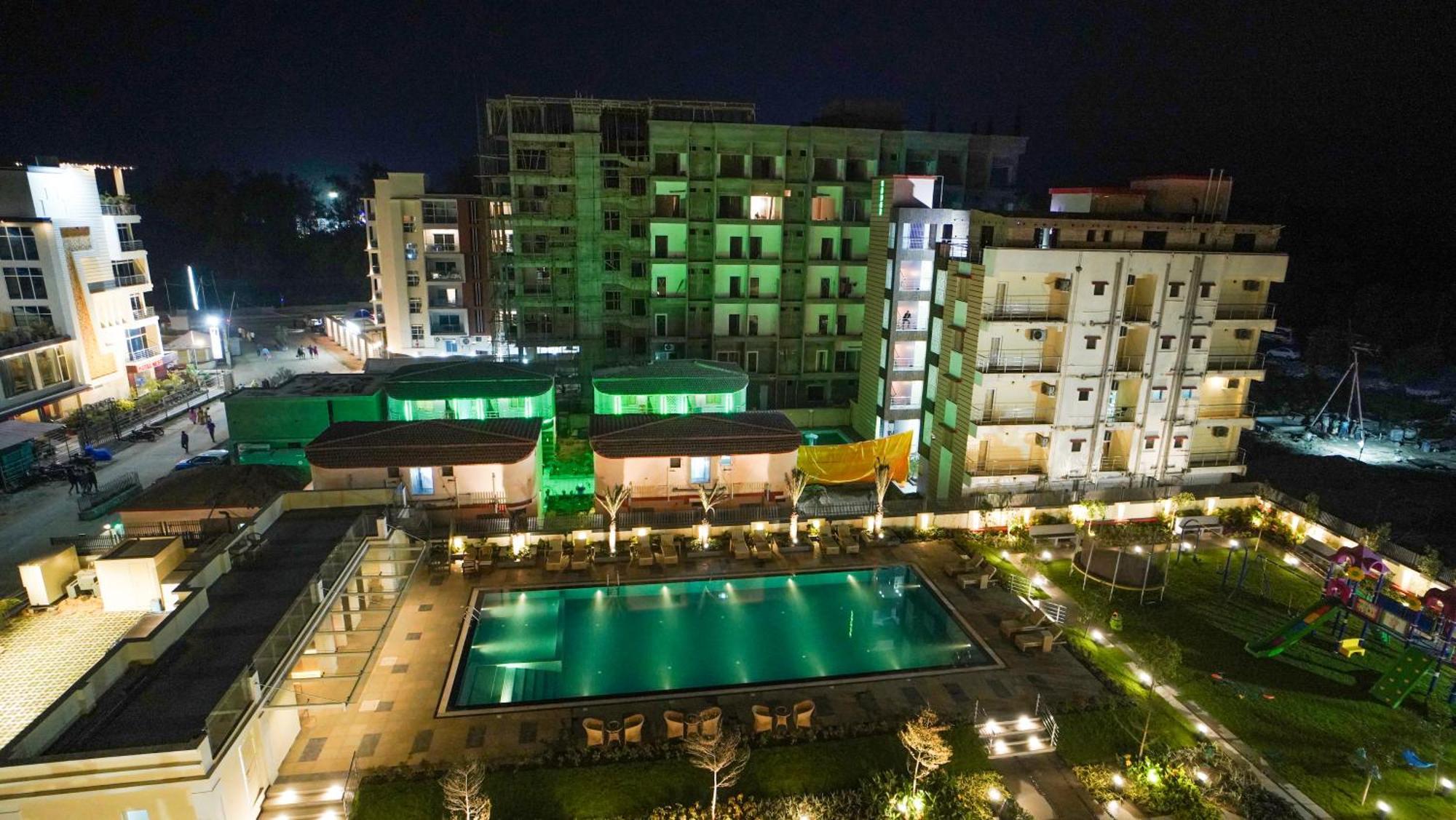 Antique Regency !! Luxurious Hotel In Digha !! エクステリア 写真